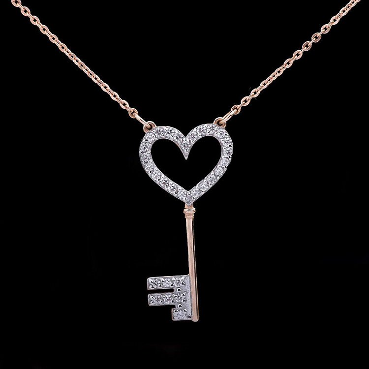 Золотое колье "Ключик" с фианитами 860178 от ювелирного магазина Оникс