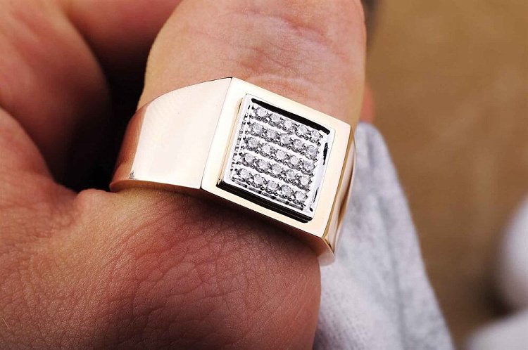 Каблучка з фіанітами к02239 від ювелірного магазину Онікс - 1