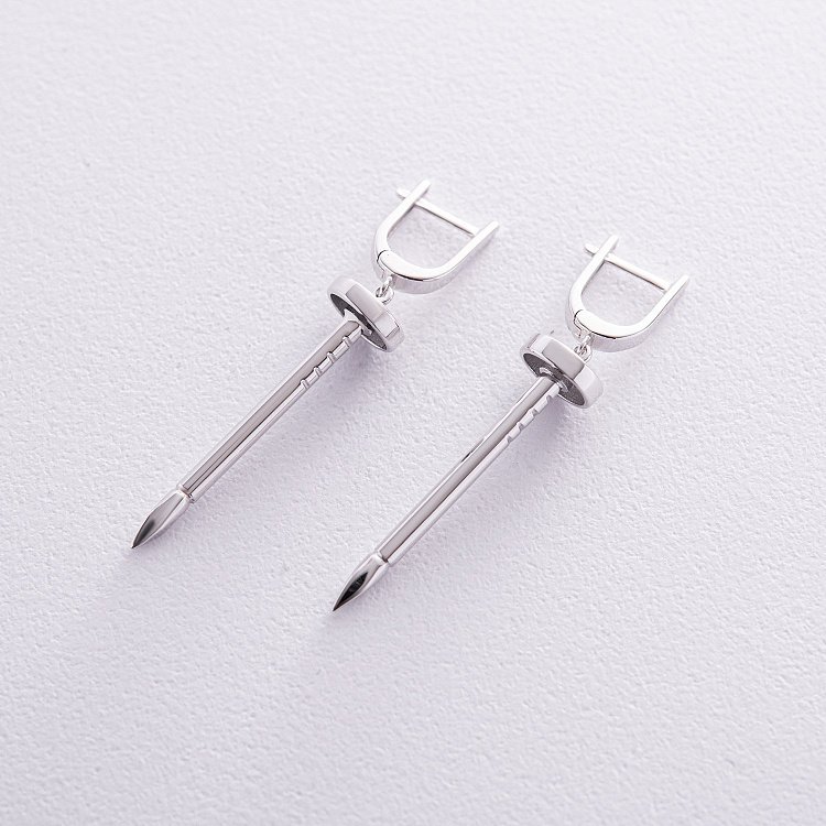 Серьги "Гвоздь" в белом золоте с08165 от ювелирного магазина Оникс - 1