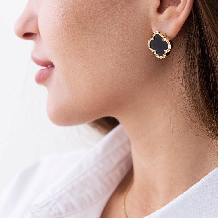 Золотые серьги "Клевер" с ониксом с07367 от ювелирного магазина Оникс - 2