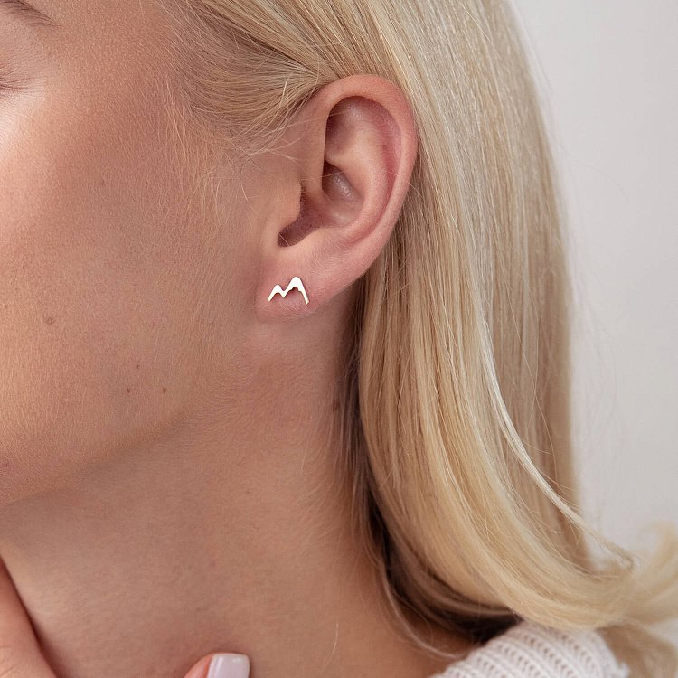 Сережки - пусети "Гори" в жовтому золоті с07573 від ювелірного магазину Онікс - 1