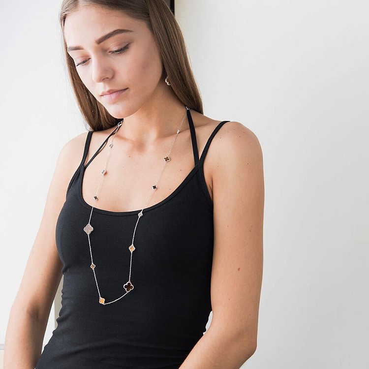 Срібне кольє "Конюшина" (тигрове око) 18200 від ювелірного магазину Онікс