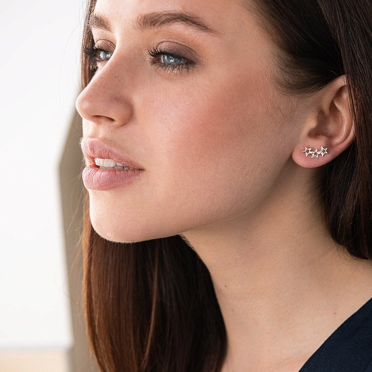 Серебряные серьги - пусеты "Звездочки" 123021 от ювелирного магазина Оникс - 2