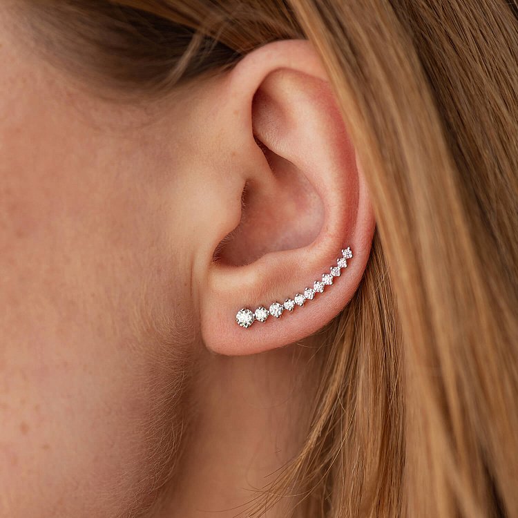 Серьги - клаймберы с фианитами (белое золото) с03686 от ювелирного магазина Оникс