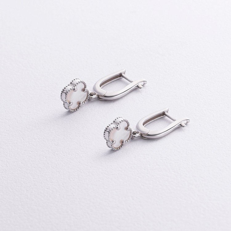 Срібні сережки "Конюшина" з перламутром 123246 від ювелірного магазину Онікс - 2