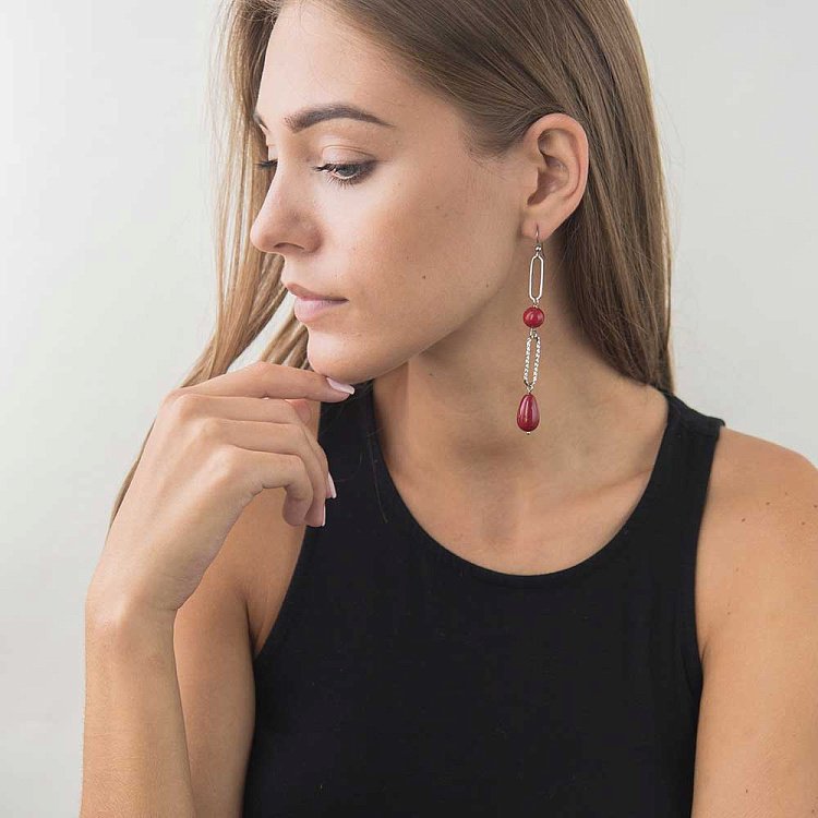 Сережки з коралом 115с7 Сережки з коралом 115с7 від ювелірного магазину Онікс