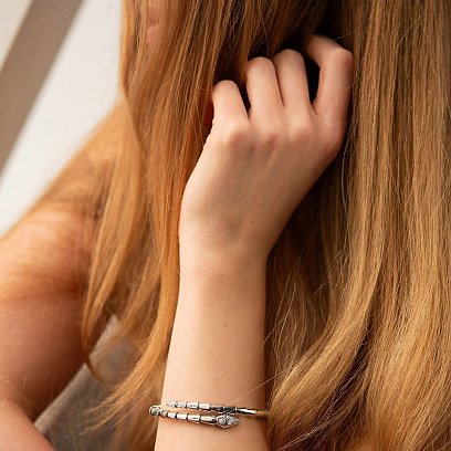 Жесткий браслет "Змея" в белом золоте (фианиты) б05433 №2