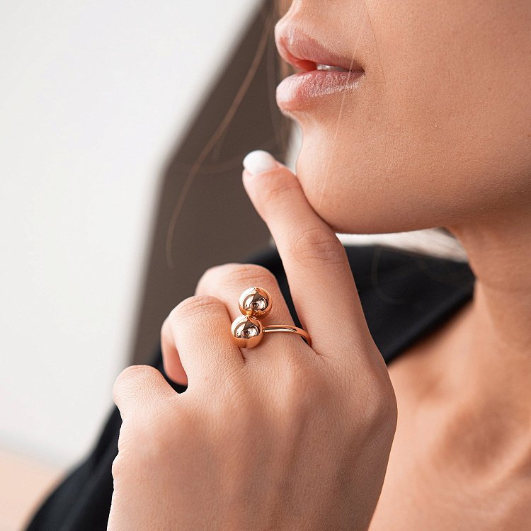 Золотое кольцо "Шарики" к03400 - 1 Золотое кольцо "Шарики" к03400 от ювелирного магазина Оникс - 1