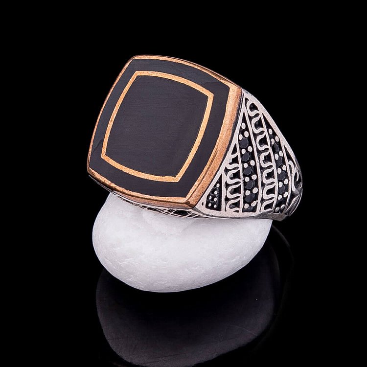 Срібна печатка з емаллю 111317 від ювелірного магазину Онікс