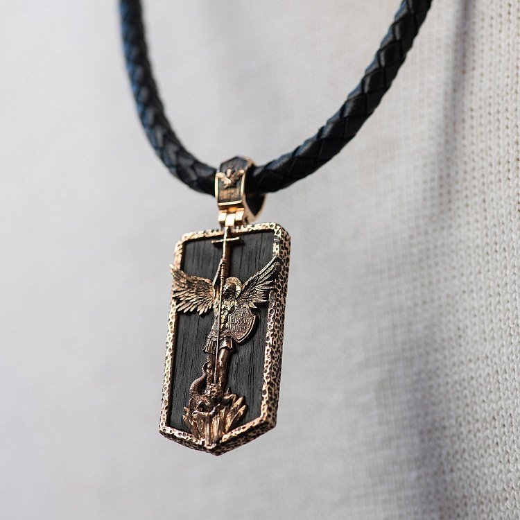 Золотой кулон "Архангел Михаил" с эбеновым деревом 1265к от ювелирного магазина Оникс - 3