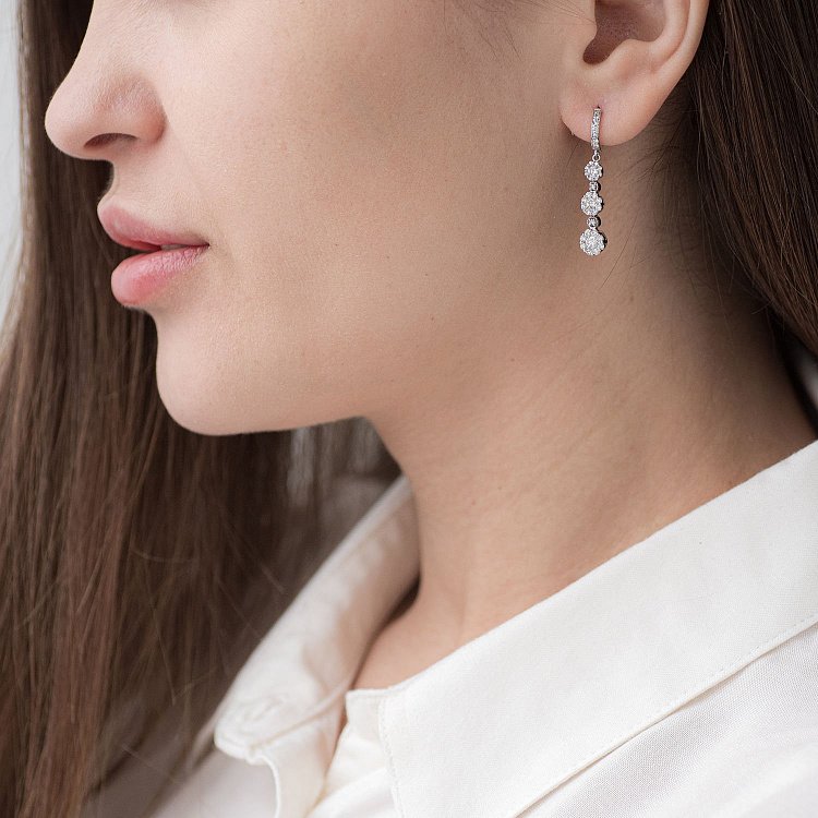 Золотые серьги с бриллиантами с310 от ювелирного магазина Оникс - 1