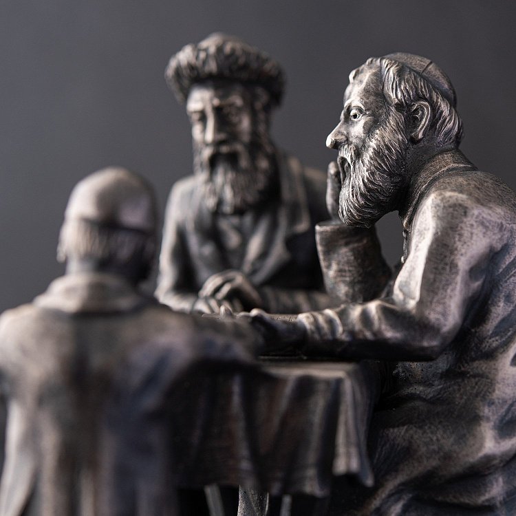 Серебряная фигура ручной работы "Опять двойка" 23152 от ювелирного магазина Оникс - 1