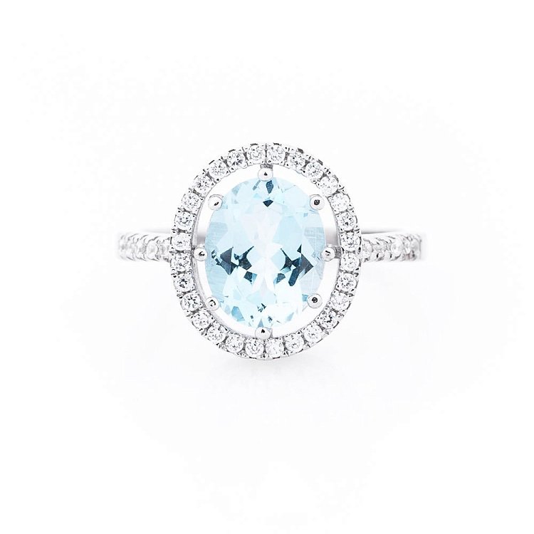 Срібний перстень з блакитним топазом і фіанітами 111453 від ювелірного магазину Онікс - 2