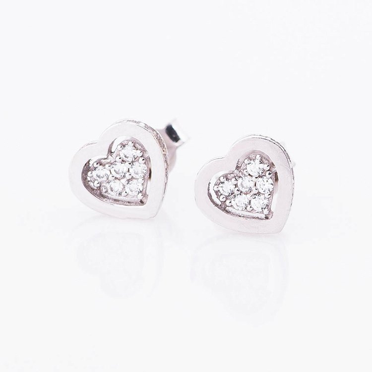 Золотые серьги-гвоздики "Сердца" с фианитами с04774 от ювелирного магазина Оникс - 1