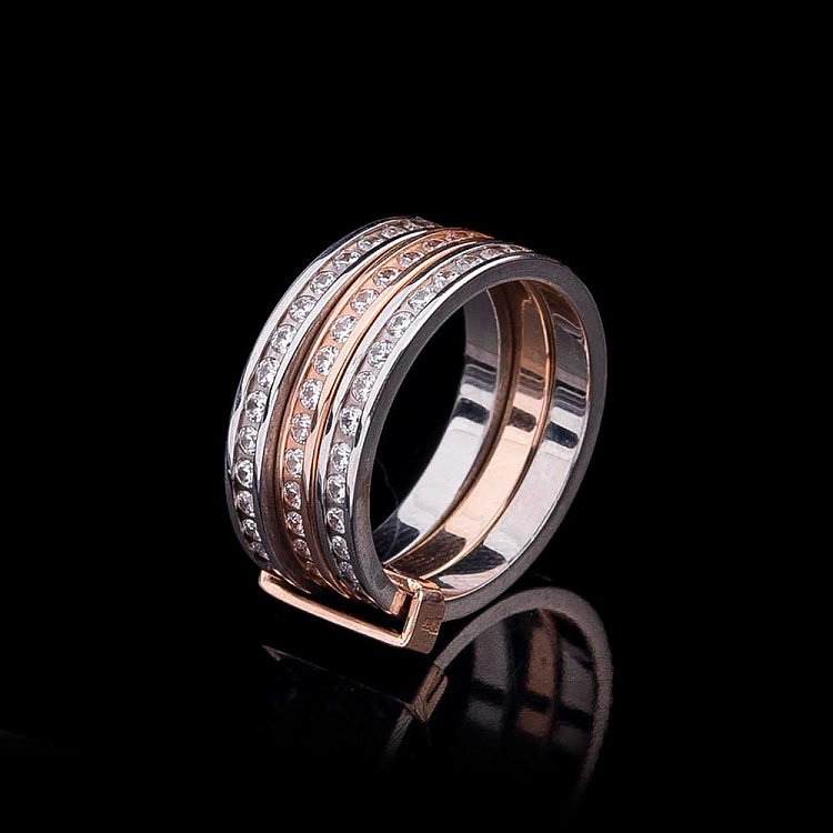 Золотое тройное кольцо с фианитами к02640 от ювелирного магазина Оникс - 4