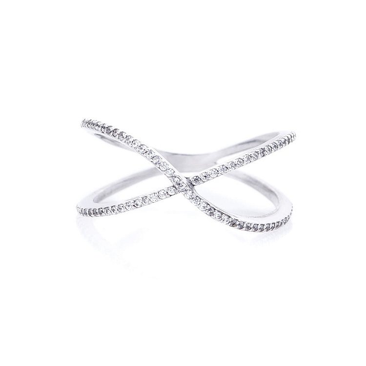 Золотое кольцо с фианитами к04598 от ювелирного магазина Оникс