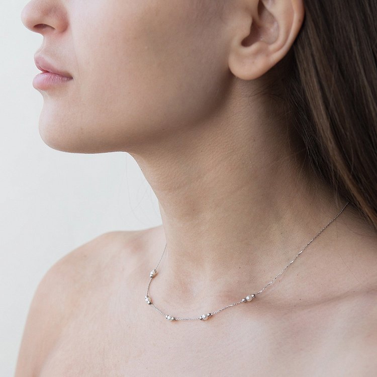 Золоте кольє з перлинками кол01569 від ювелірного магазину Онікс - 3