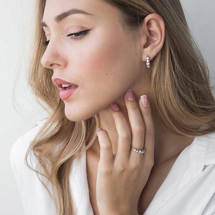 Серебряные серьги с фианитами 122231 от ювелирного магазина Оникс - 3