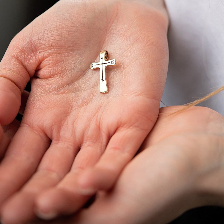 Крестик в желтом золоте (чернение) п03875 от ювелирного магазина Оникс - 1