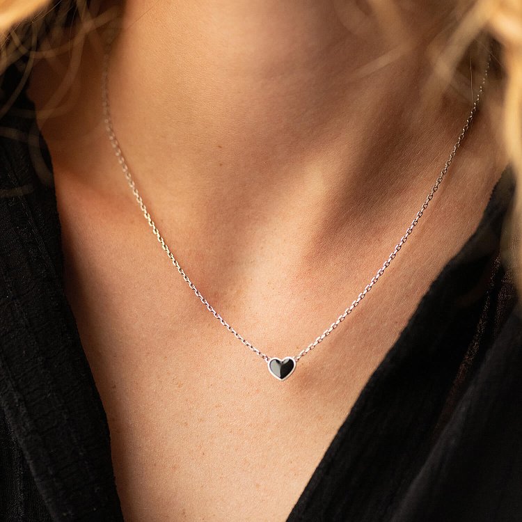 Срібне кольє "Серце" (емаль) OR132040 від ювелірного магазину Онікс - 5