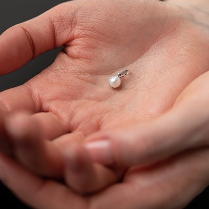 Кулон з перлиною в білому золоті п03779 №2