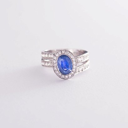 Золотое кольцо с синим сапфиром и бриллиантами км0152