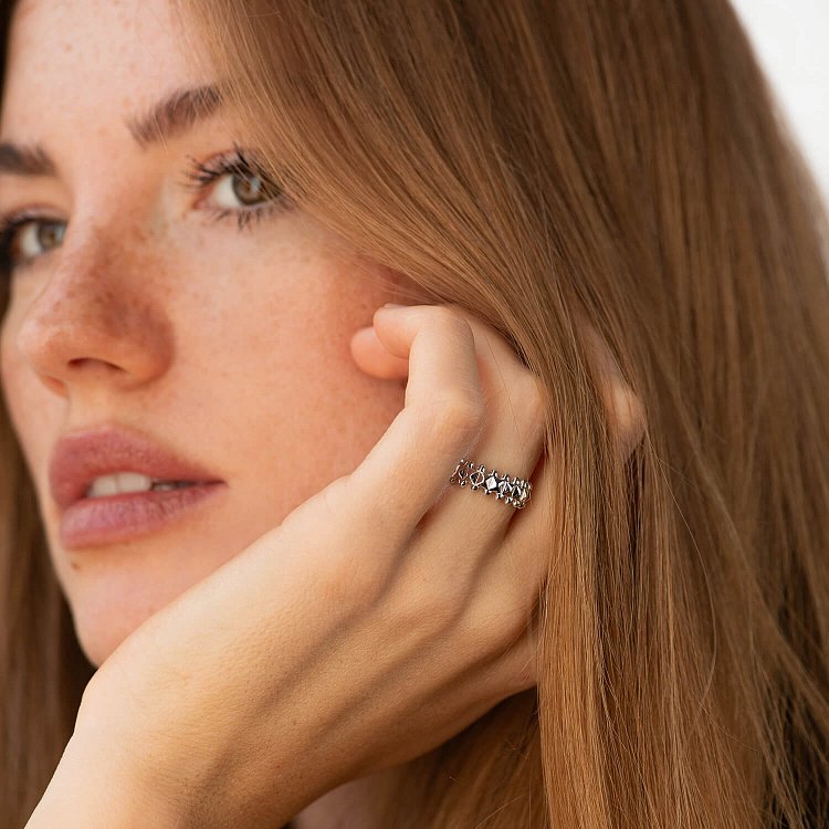 Каблучка "Teresa" у білому золоті к08203 від ювелірного магазину Онікс - 1