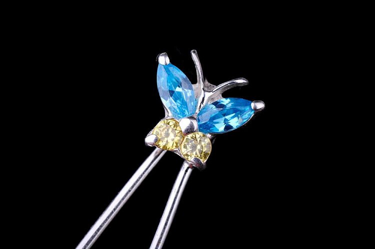 Срібна шпилька (фіаніт) 21026 від ювелірного магазину Онікс - 2