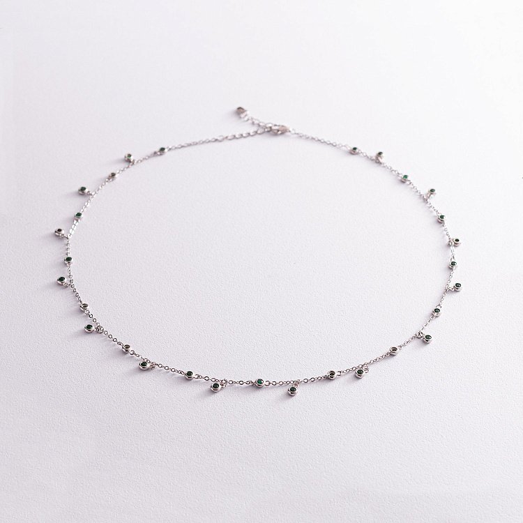 Серебряное колье с зелеными фианитами 181157 от ювелирного магазина Оникс - 1