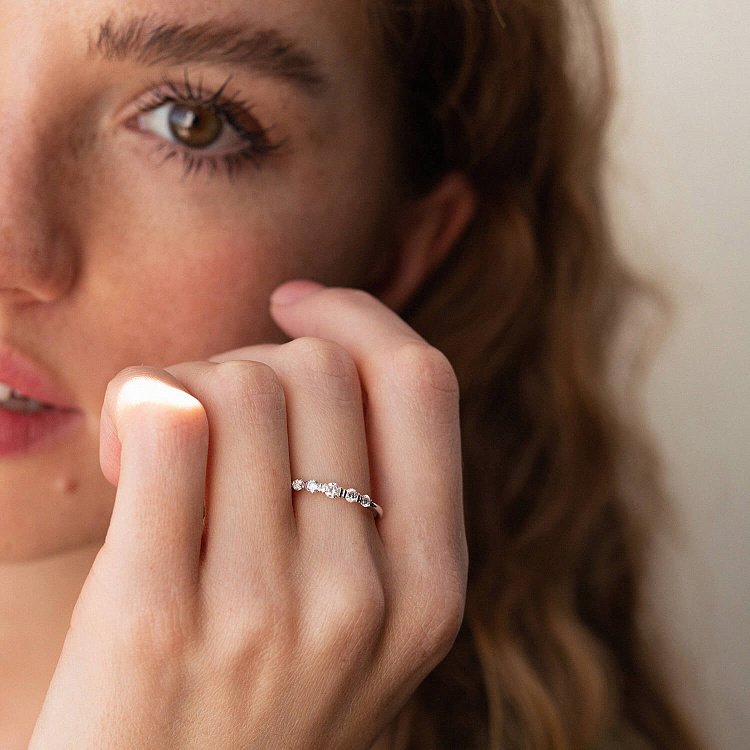 Каблучка у білому золоті з діамантами кб0451ca від ювелірного магазину Онікс - 3