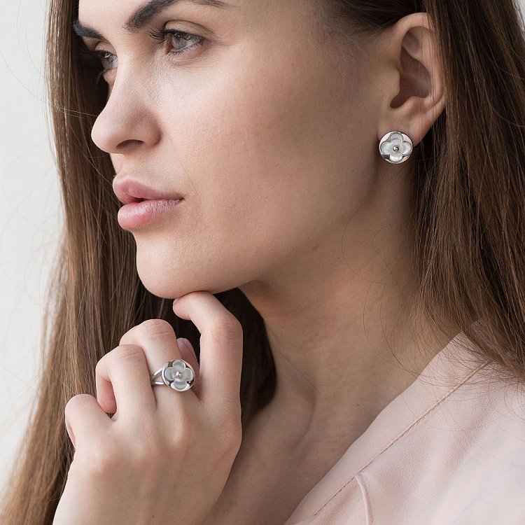 Серебряное кольцо "Клевер" 112271 от ювелирного магазина Оникс - 2