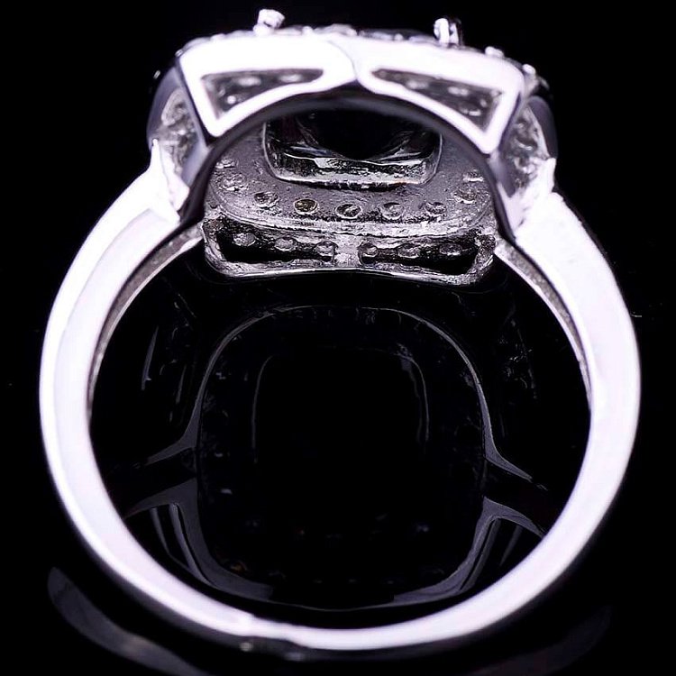 Срібний перстень (фіаніти, синтетична шпінель) к020 від ювелірного магазину Онікс - 1