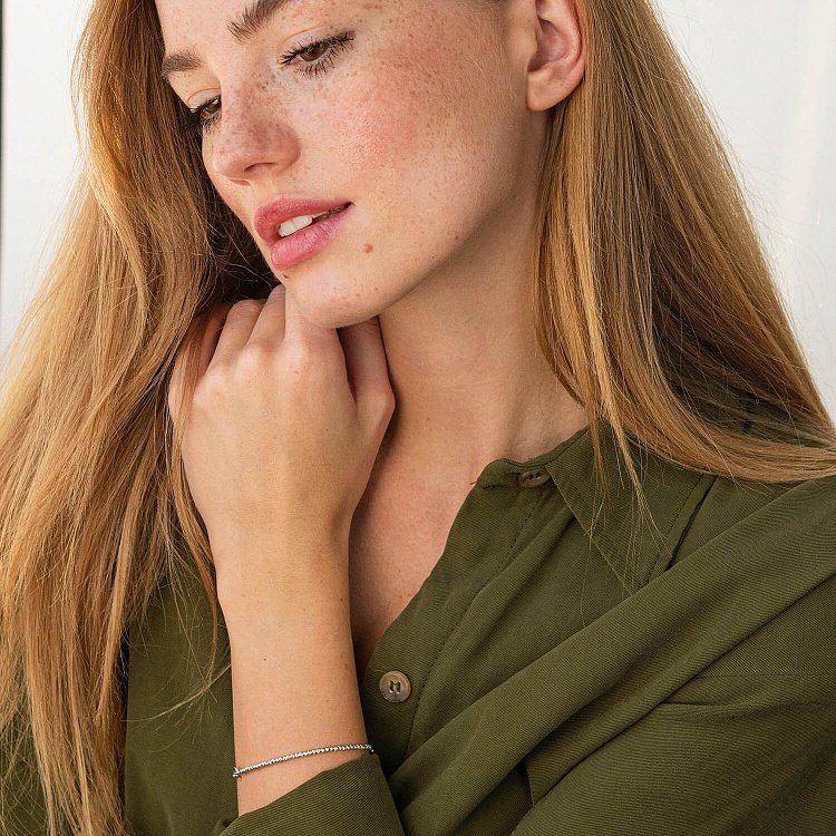 Браслет "Кульки" у білому золоті б05027 від ювелірного магазину Онікс - 1