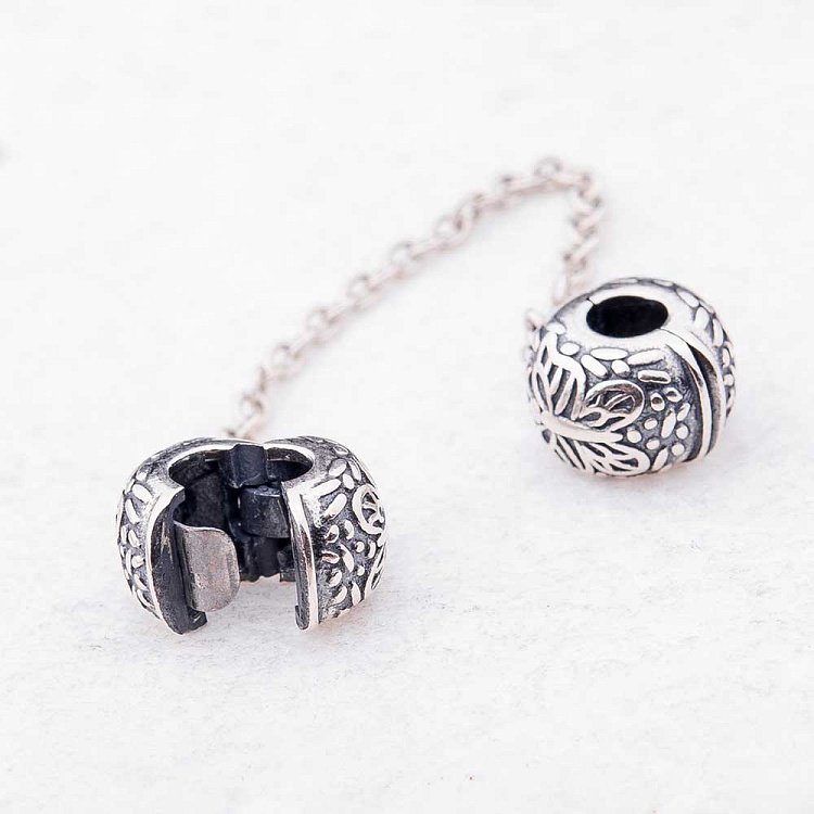 Срібний Шарм "Метелики" на ланцюжку 132332 від ювелірного магазину Онікс - 1