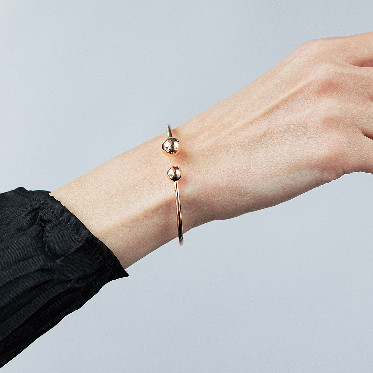 Жорсткий браслет "Кульки" у червоному золоті б05500 від ювелірного магазину Онікс - 1