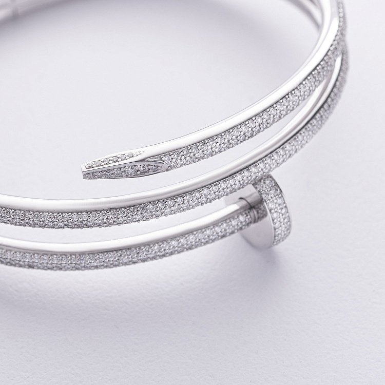 Жорсткий золотий браслет "Цвях" з діамантами бб0052м - 2 Жорсткий золотий браслет "Цвях" з діамантами бб0052м від ювелірного магазину Онікс - 2