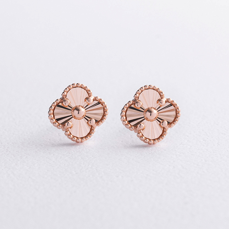 Cерьги - пусеты "Клевер" в красном золоте с08883 от ювелирного магазина Оникс