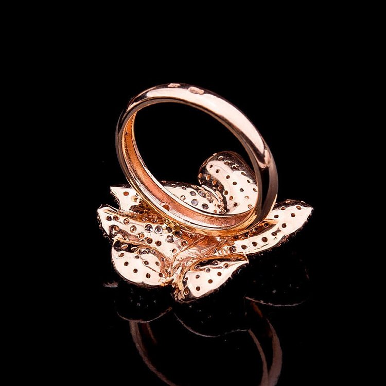 Золотое кольцо "Цветочек" с фианитами к04180 от ювелирного магазина Оникс - 1