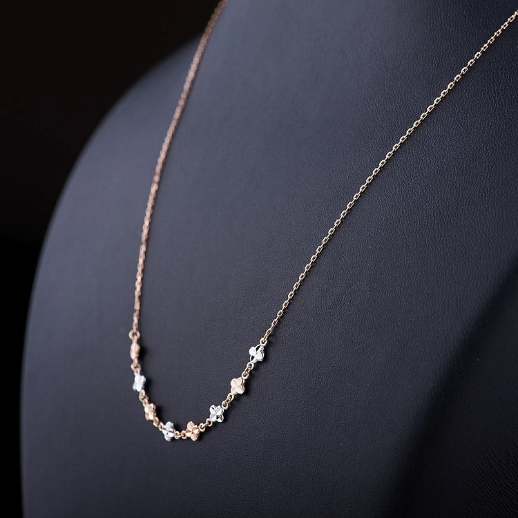 Золотое колье "Клевер" кол01040 от ювелирного магазина Оникс