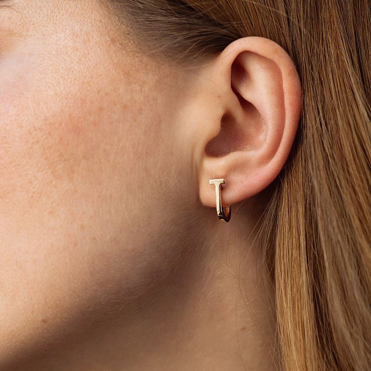 Серьги "Tina" в желтом золоте с08795 от ювелирного магазина Оникс - 1