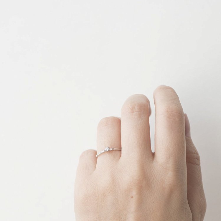 Золота заручальна каблучка з діамантом R0696б від ювелірного магазину Онікс - 3