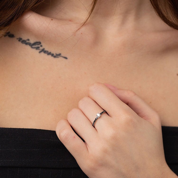 Золота каблучка з білим і чорними діамантами кб0472di від ювелірного магазину Онікс - 5