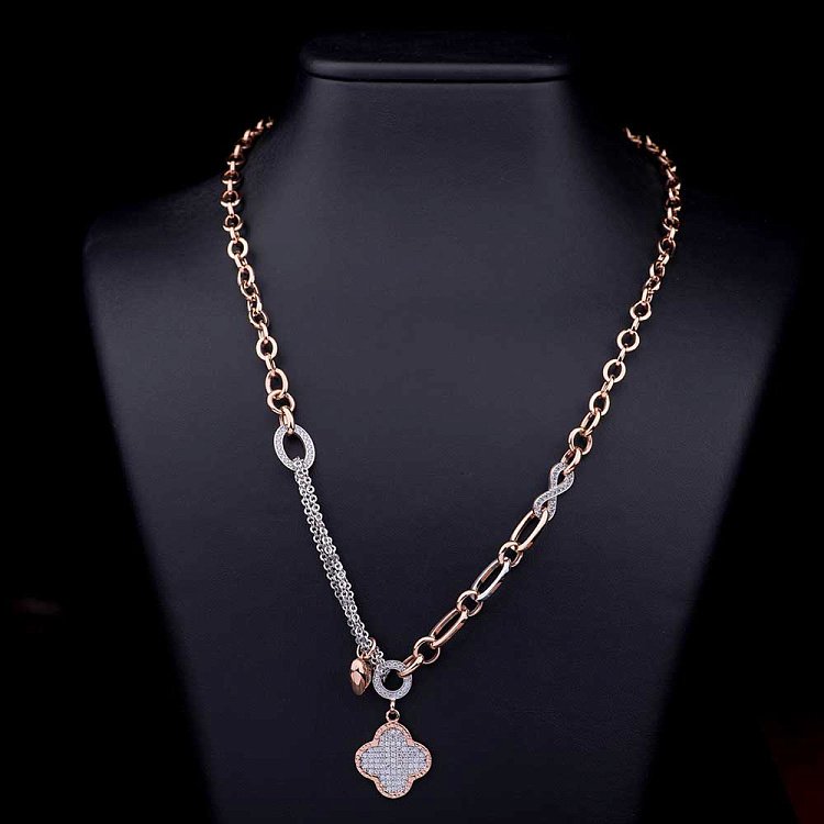 Золоте кольє "Конюшина" з фіанітами кол00897 від ювелірного магазину Онікс