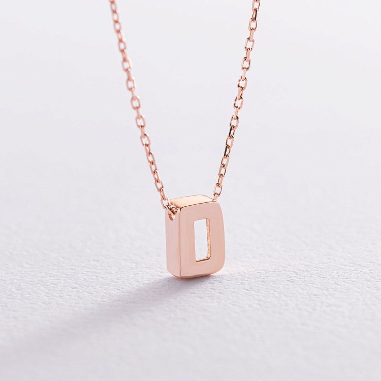 Колье с буквой "D" в красном золоте кол01256D от ювелирного магазина Оникс