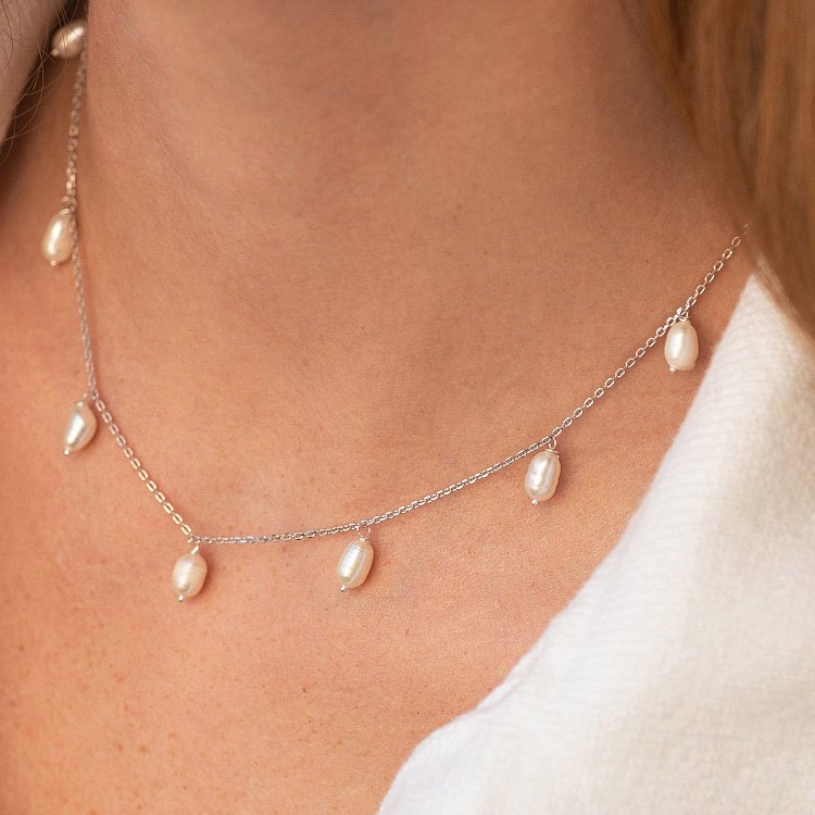 Серебряное колье с жемчугом 908-01430 от ювелирного магазина Оникс - 5