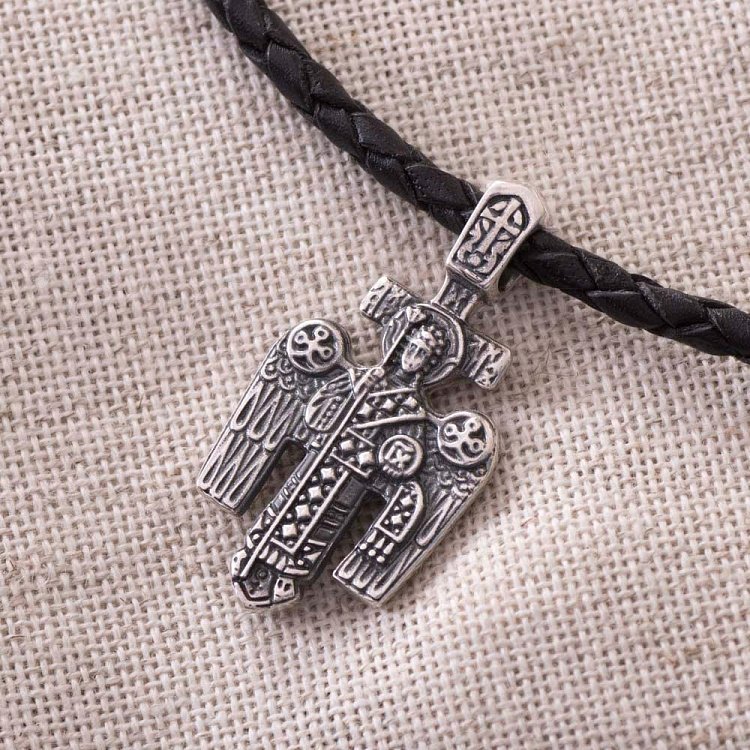 Серебряный крест с чернением 13441 от ювелирного магазина Оникс - 1