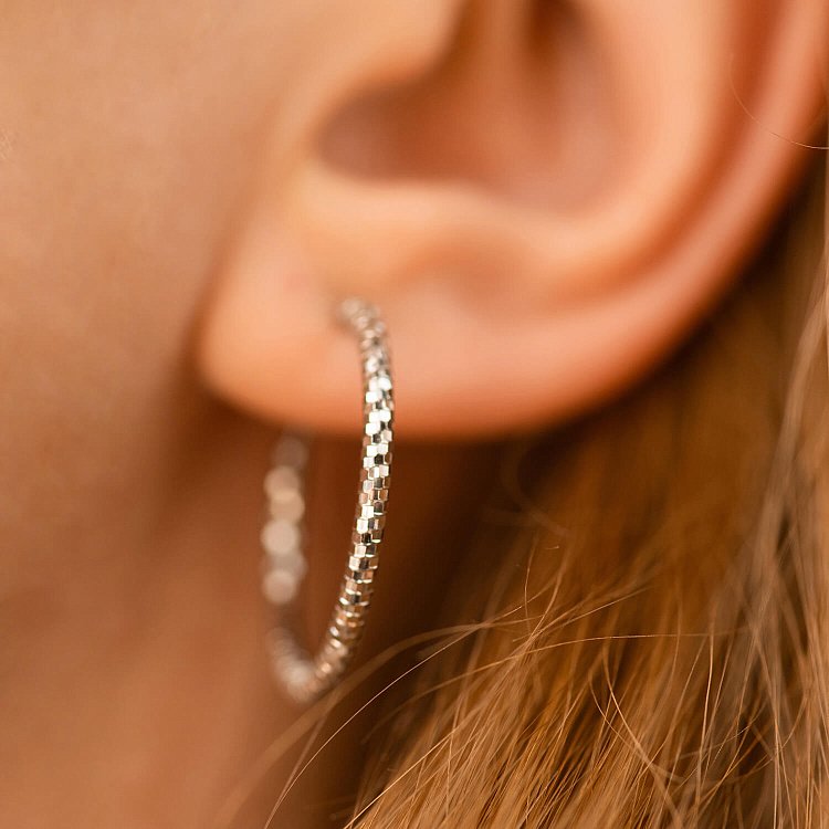 Сережки - кільця у сріблі (2.4 см) 122960 від ювелірного магазину Онікс - 3