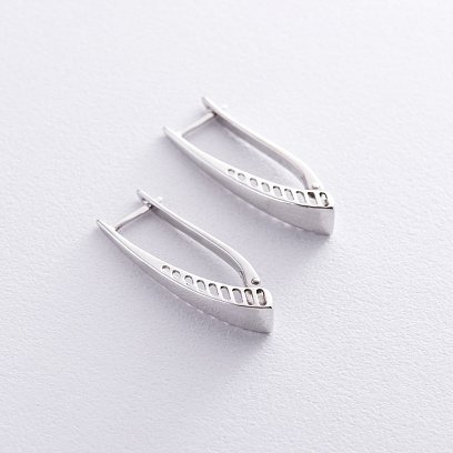 Золотые серьги на английской застежке с05074