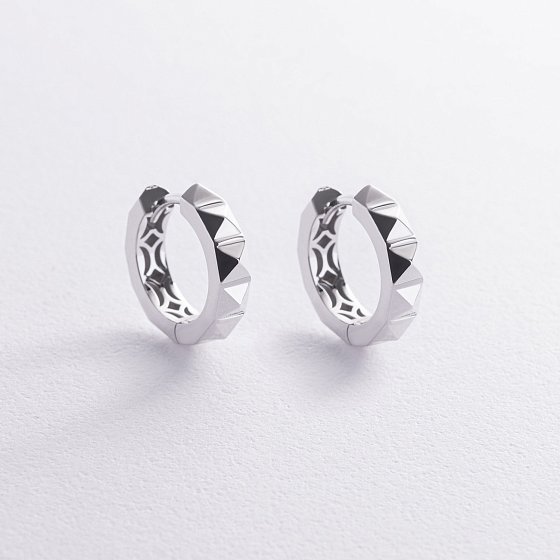Серьги - кольца в белом золоте с09011