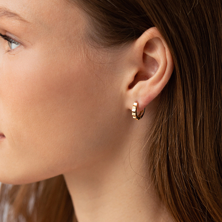 Сережки - кільця "Ruby" у жовтому золоті с09126 від ювелірного магазину Онікс - 1